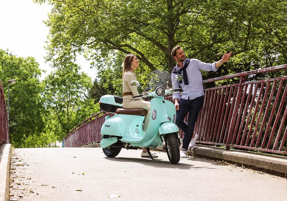 tym-scooter-photo-scooters-electriques-mode-deplacement-ecologique